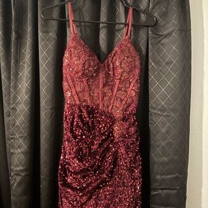 Elegant Women's Sequin Lace Bustier Dress in Burgundy